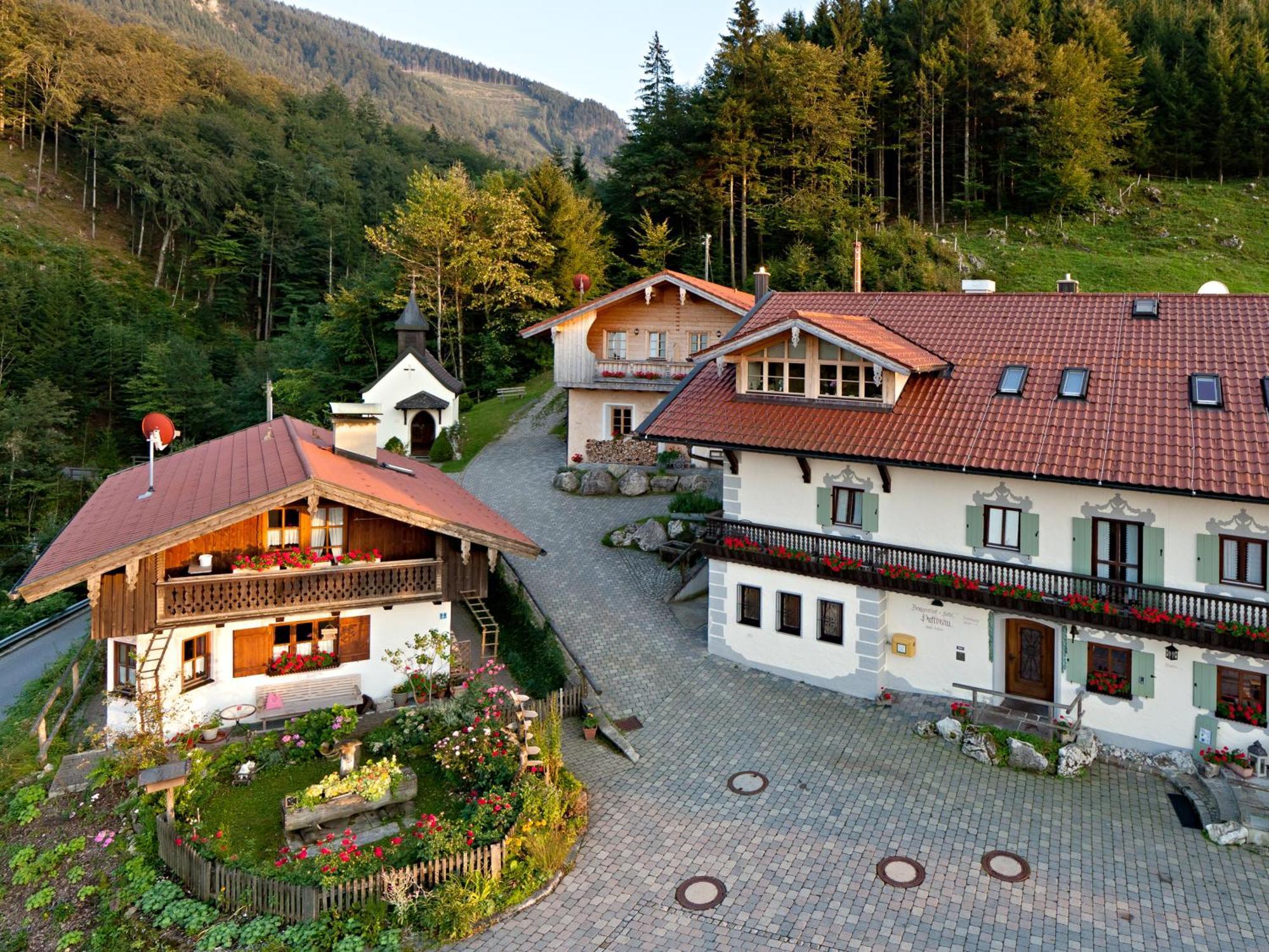 Berggasthof Hotel Duftbraeu I Ruhige Alleinlage I Mitten Im Gruenen Samerberg Exterior foto